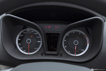 2014款力帆530 1.5L手动标准型