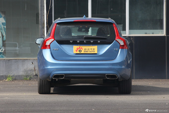 2015款沃尔沃V60 2.0T自动 T5智雅版