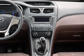 2016款海马V70 2.0L手动适·宜型 5座