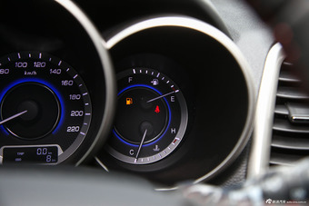 2015款逸动XT 1.6L手动致酷型国V