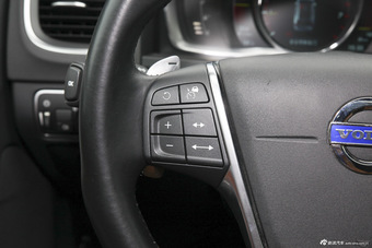 2015款沃尔沃V60 2.0T自动 T5智雅版