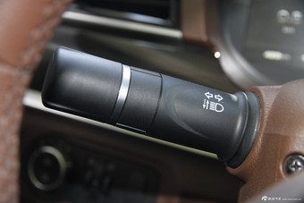 2016款哈弗H7 2.0T自动两驱豪华型