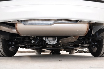 2014款宝马2系220i运动设计套装