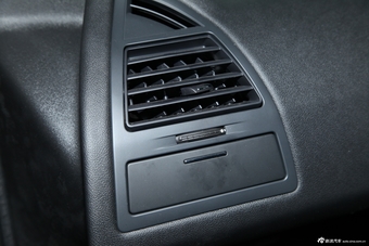 2013款世嘉三厢1.6L手动品尚型