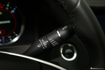 2016款CT6 2.0T自动28T领先型