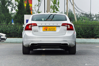 2015款沃尔沃S60L 2.0T自动T5智驭版