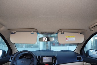 2015款奇瑞E3 1.5L手动智尚型