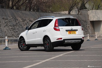 2015款吉利GX7 2.0L自动运动版尊贵型
