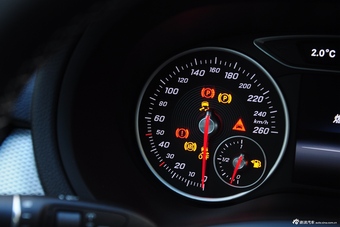 2015款奔驰B级B200动感型