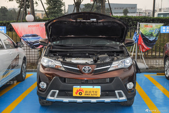 2013款丰田RAV4 2.5L自动尊贵版