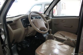 2012款小康K01座椅空间