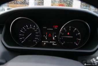 2014款揽胜运动版3.0 V6 SC HSE