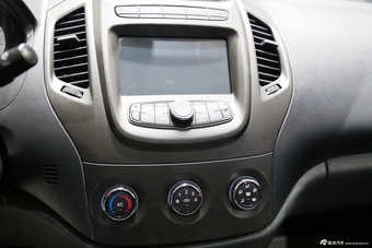 2014款吉利金刚三厢1.5L手动尊贵型