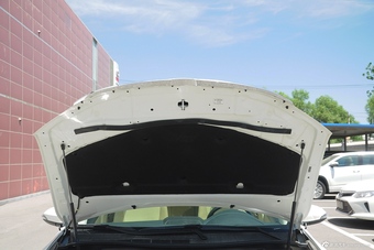 2015款凯美瑞2.0E精英版