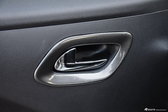 2015款爱丽舍质尚版1.6L手动时尚型