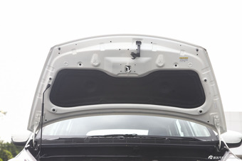 2013款佳乐 2.0L自动舒适版7座 国IV