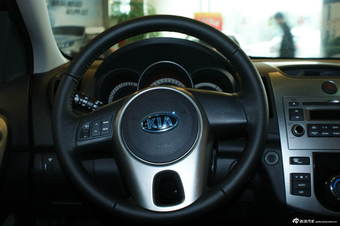 2012款东风悦达起亚福瑞迪纪念版