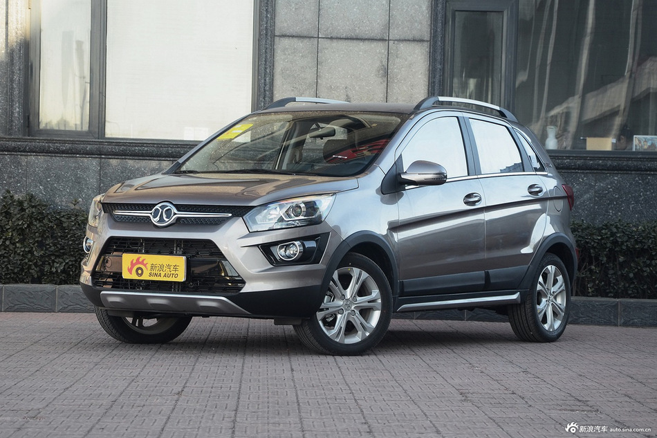 2015款北汽绅宝X25 1.5L手动舒适型