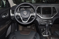 2016款自由光2.4L自动全能版