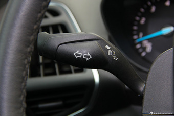 2013款福特翼虎2.0 GTDi自动运动型