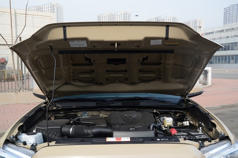 2016款塔库玛3.5L手动标准版