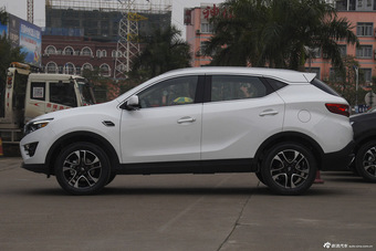 2016款DX7 1.5T手动凯旋版