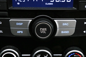 2015款V3菱悦1.5L手动幸福版