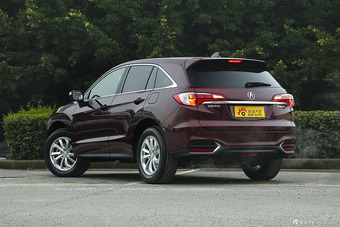 2016款讴歌RDX 3.0L自动两驱精锐版