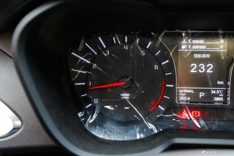 2015款传祺GS4 200T G-DCT尊贵版