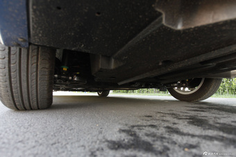 2014款雷凌1.8V CVT豪华版蓝色