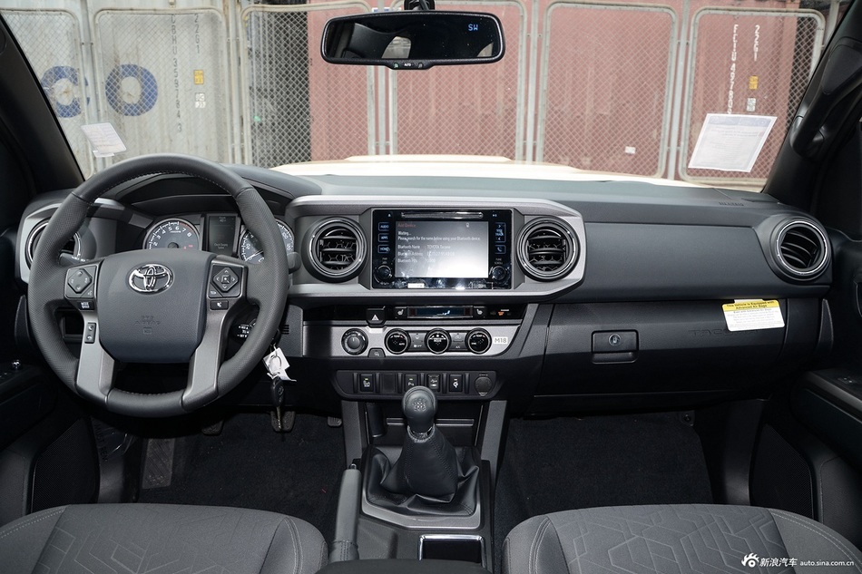 2016款塔库玛3.5L手动标准版