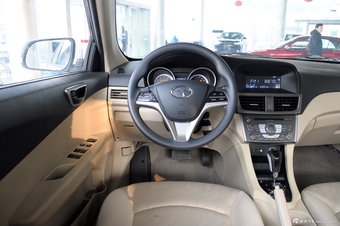 2012款东南V5菱致实拍