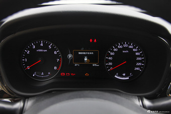 2015款起亚K4 1.8L自动DLX Special