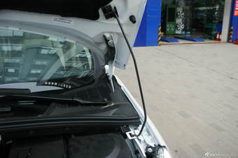 2013款东风标致408