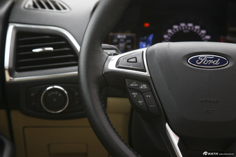 2015款锐界2.0T自动四驱豪锐型