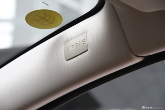 2015款捷豹XJL 2.0T两驱典雅商务版