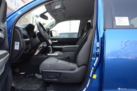 2016款坦途5.7L自动标准版