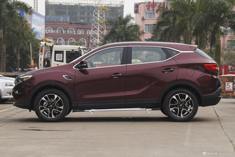 2015款DX7 1.5T自动豪华版