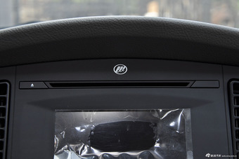 2012款力帆620 1.5L手动基本型