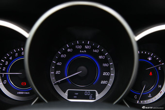 2015款逸动XT 1.6L手动致酷型国V