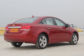 2012科鲁兹1.8SX手自一体豪华版