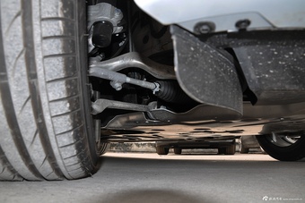 2014款宝马2系220i运动设计套装