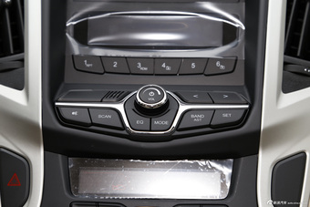 2015款艾瑞泽7 1.6L自动致领版