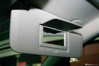 2014款昂科拉1.4T手动两驱都市进取型