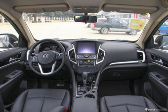 2015款风神AX7 2.0L自动智逸型图片