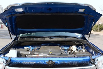 2016款丰田坦途5.7L自动标准版（暂无配置）图片