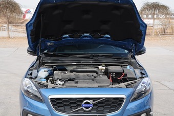 2015款沃尔沃V40 Cross Country 2.0T T5智雅版
