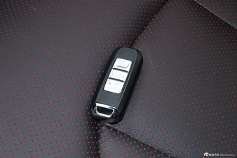 2015款 宝骏560 1.8L手动豪华型