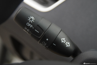 2016款纳5 1.8T自动智慧型