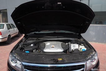 2015款哈弗H8 2.0T四驱尊贵型